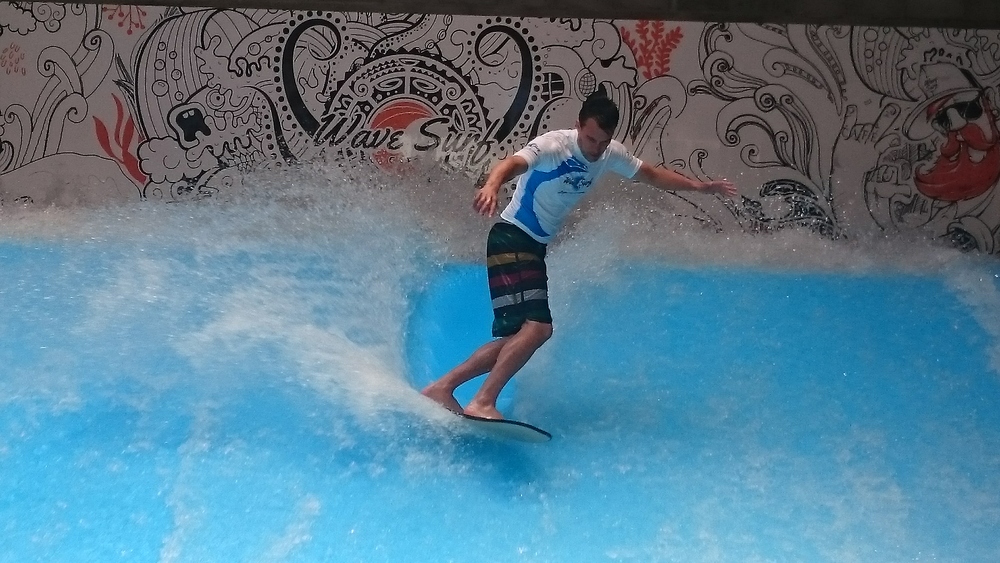 Wave Surf Café