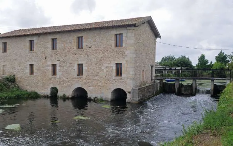 Porte-du-Medoc-Moulin-Blanc