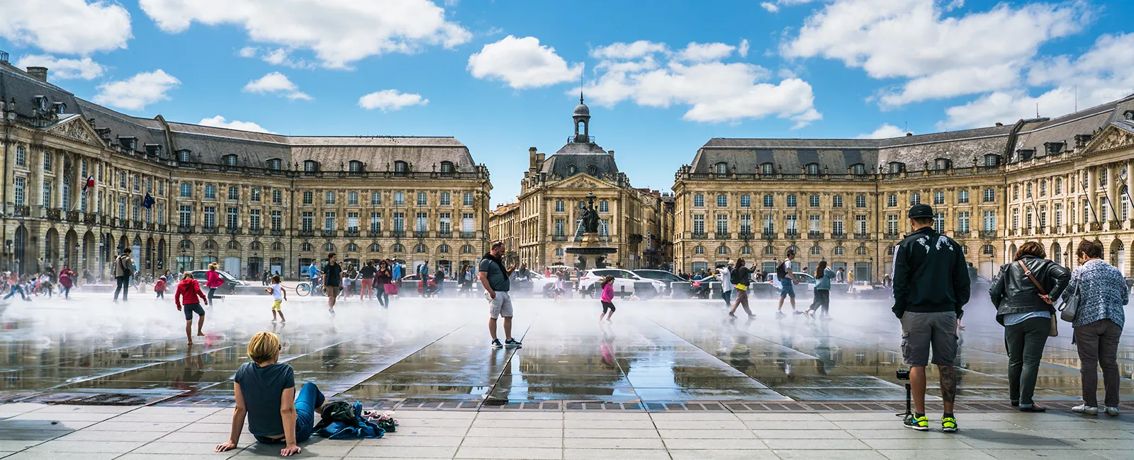 Bordeaux place de la Bourse
