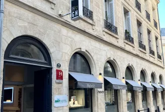 Hôtel Brit des Grands Hommes