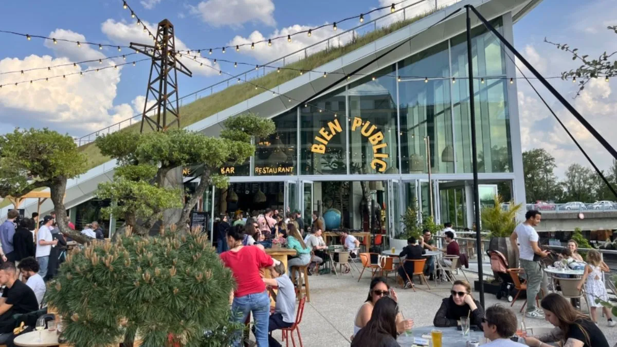 Le Bien Public, sur la rive droite de Bordeaux