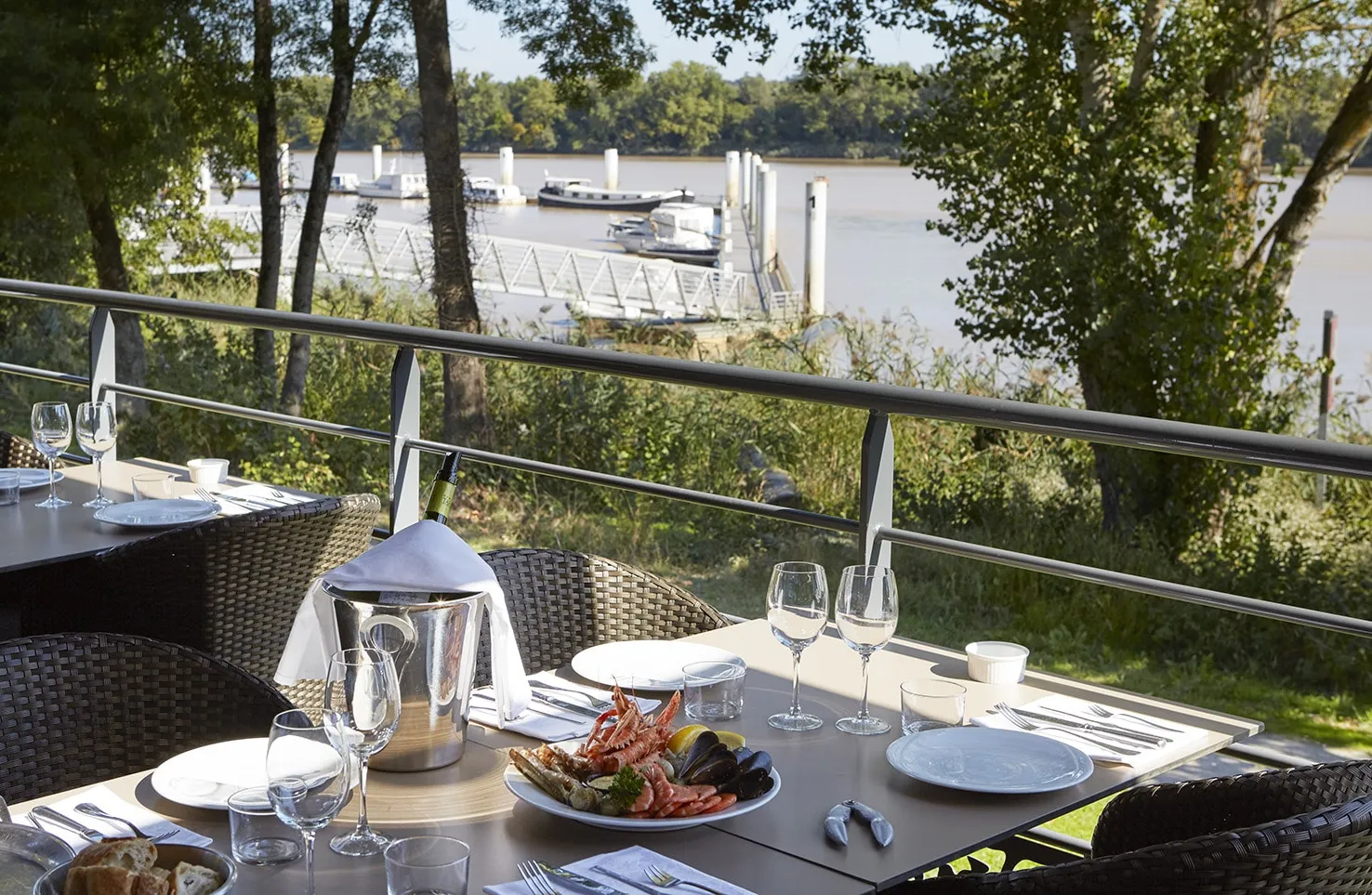 Restaurant Merci Huîtres 