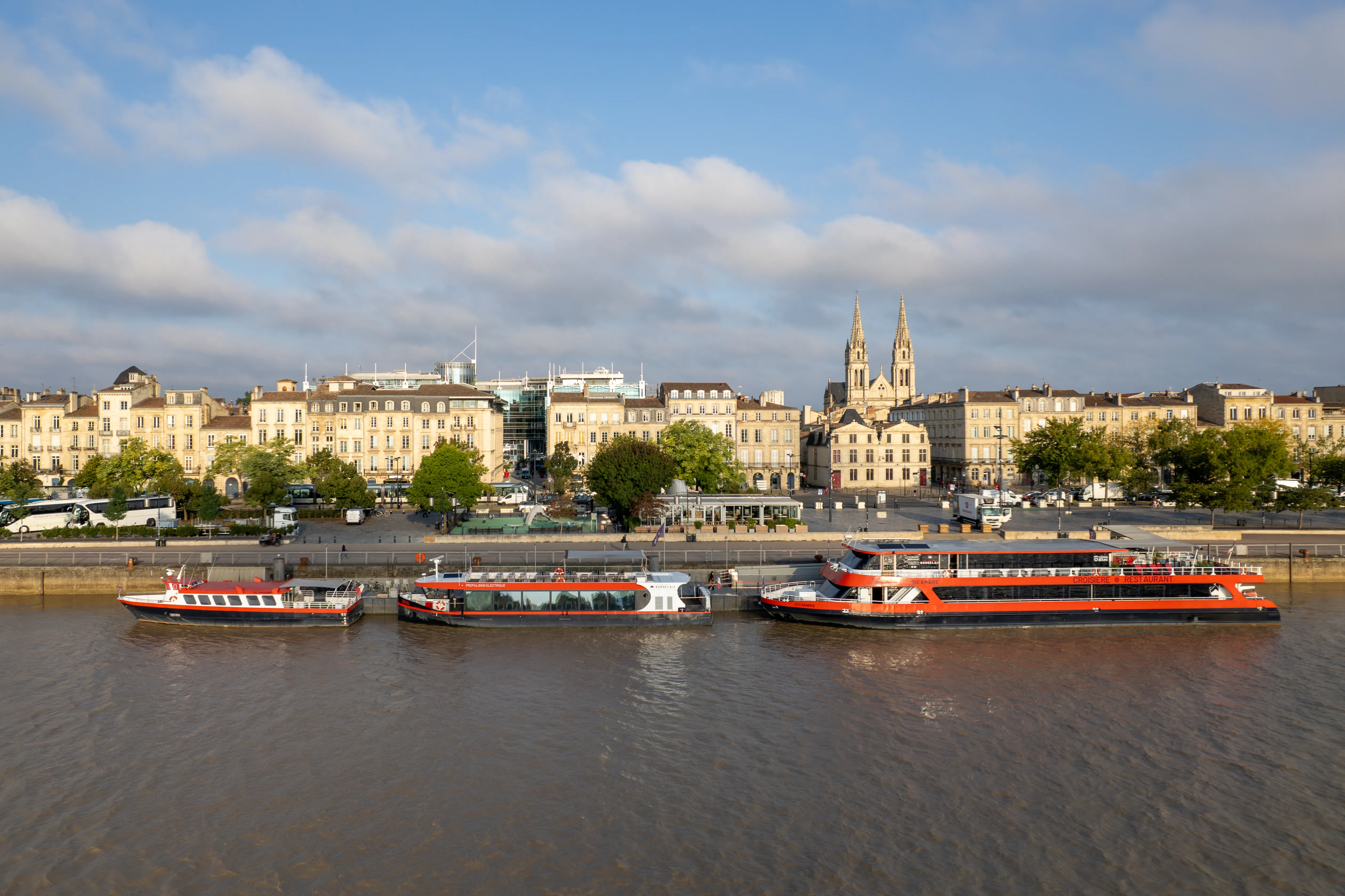 Les Bateaux Bordelais