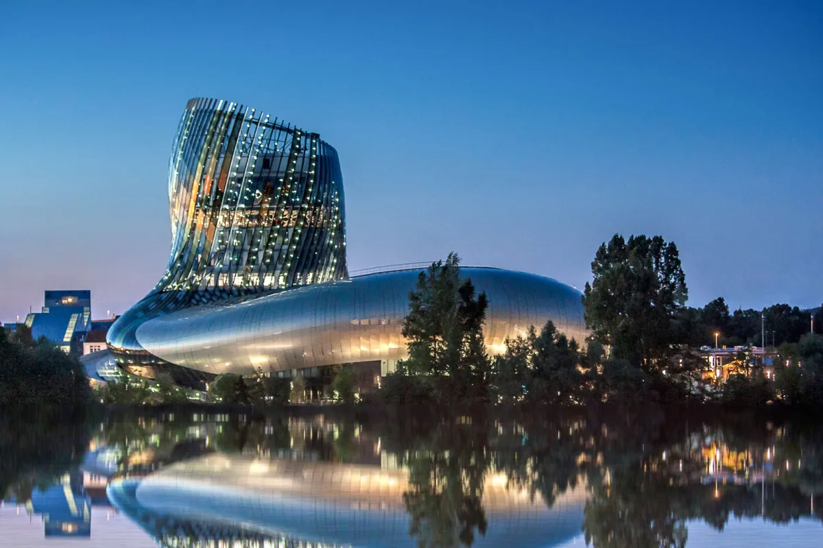 LA CITÉ DU VIN